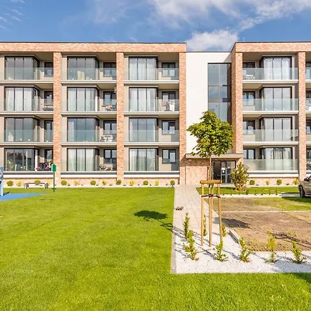 Flowers Z Parkingiem Perlowa Przystan - Apartman *