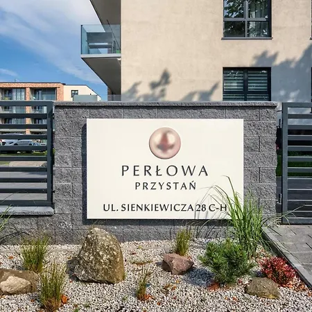 Flowers Z Parkingiem Perlowa Przystan - Apartamento Kołobrzeg