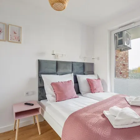 Flowers Z Parkingiem Perlowa Przystan - Apartamento Kołobrzeg