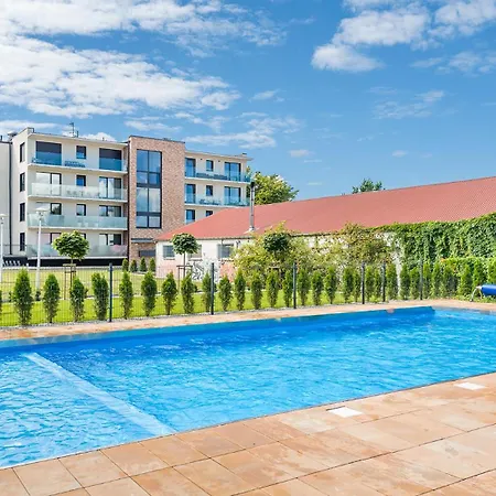 Flowers Z Parkingiem Perlowa Przystan - Apartamento Kołobrzeg